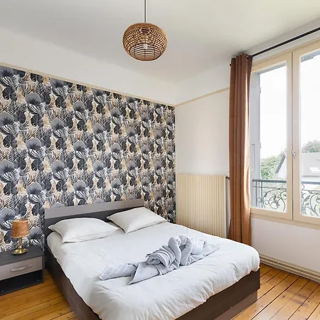 Holiday home Cozy House With Garage & Large Garden, Paris Center 30min Rer A, Orly Airport Limeil-Brevannes